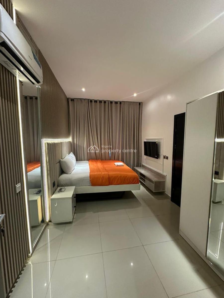 2 Bedroom Apartment with Snooker, Swimming Pool and Ps5, Lekki Phase 1, Lekki, Lagos, Flat / Apartment Short Let