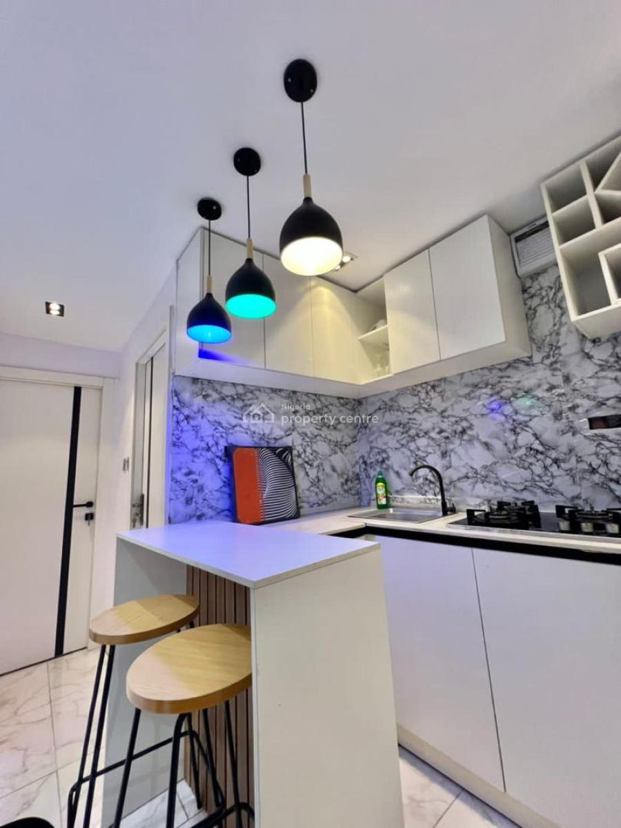 Brand New Automated One Bedroom with a Cityview Has a Pool and Ps5, Lekki Phase 1, Lekki, Lagos, Flat / Apartment Short Let