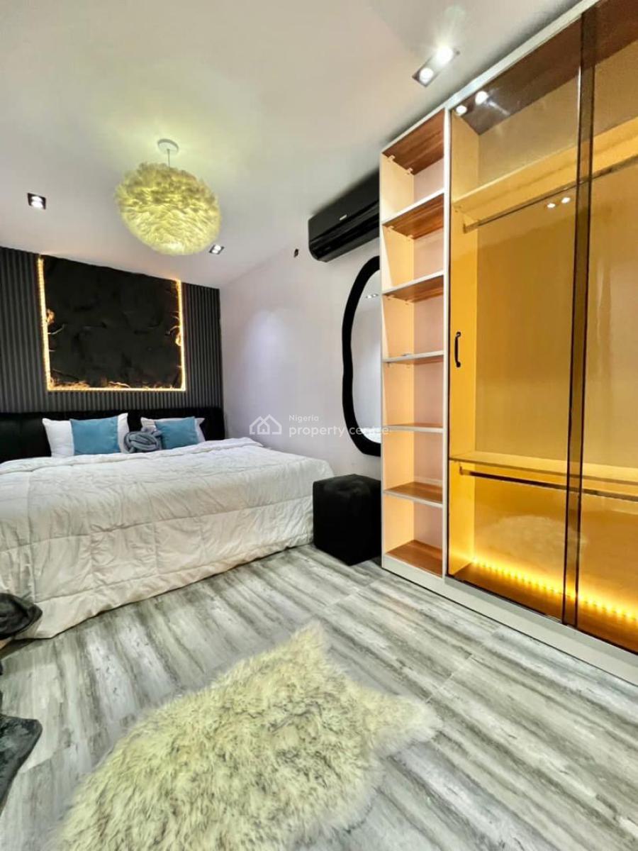 Brand New Automated One Bedroom with a Cityview Has a Pool and Ps5, Lekki Phase 1, Lekki, Lagos, Flat / Apartment Short Let