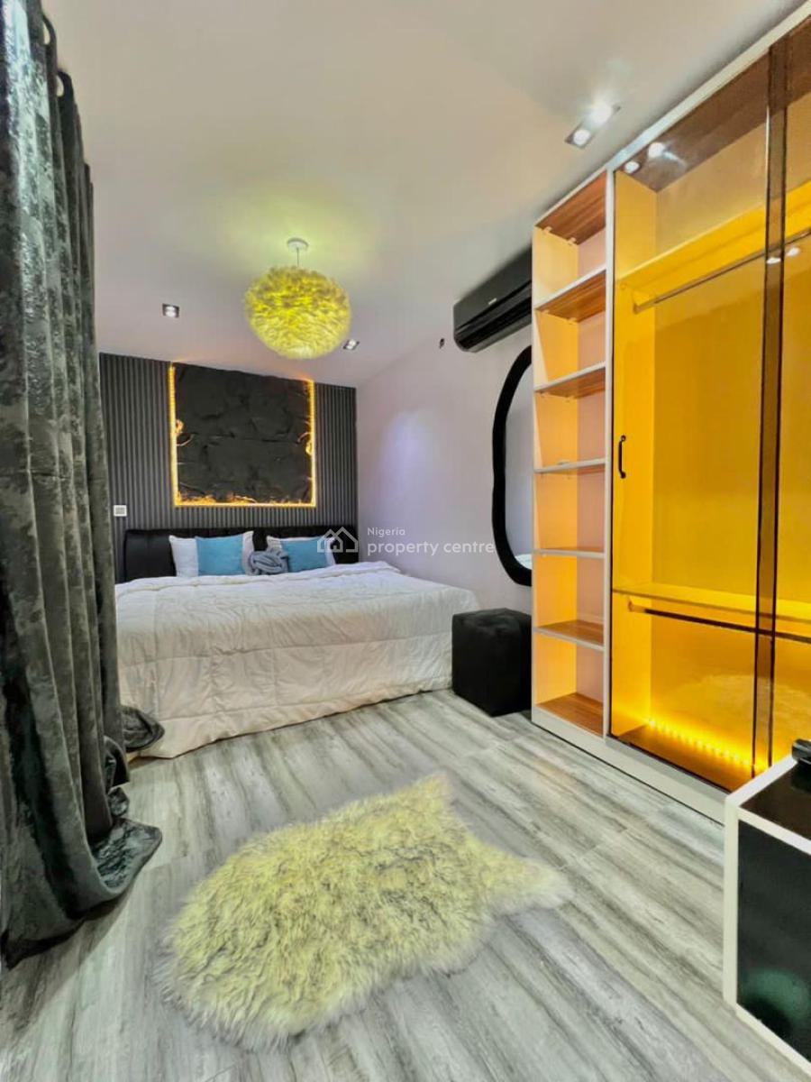 Brand New Automated One Bedroom with a Cityview Has a Pool and Ps5, Lekki Phase 1, Lekki, Lagos, Flat / Apartment Short Let
