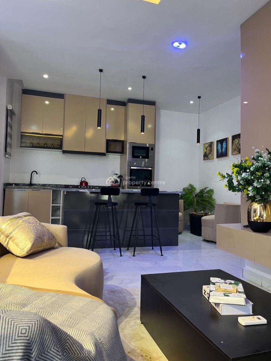 Luxury 2 Bedroom Apartment, Off Admiralty Way, Lekki Phase 1, Lekki, Lagos, Flat / Apartment Short Let