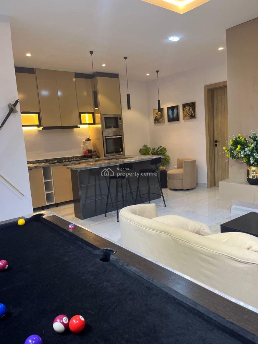 Luxury 2 Bedroom Apartment, Off Admiralty Way, Lekki Phase 1, Lekki, Lagos, Flat / Apartment Short Let