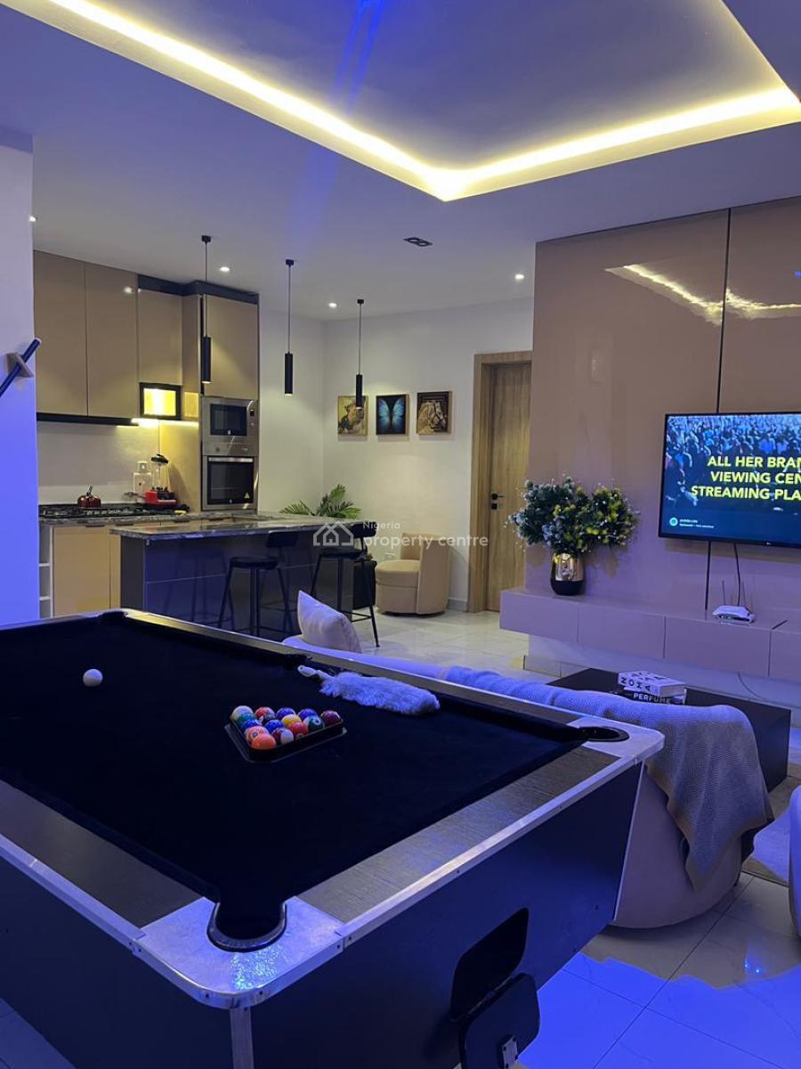 Luxury 2 Bedroom Apartment, Off Admiralty Way, Lekki Phase 1, Lekki, Lagos, Flat / Apartment Short Let