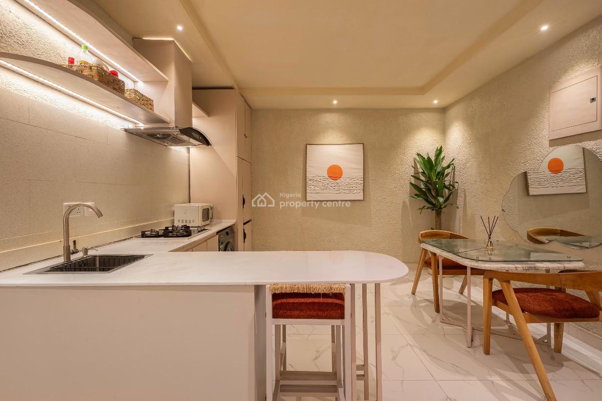 a Brand New Luxury 2bedroom Apartment with Ps5, Air Hockey & 24/7 Secu, Ikoyi, Lagos, Flat / Apartment Short Let