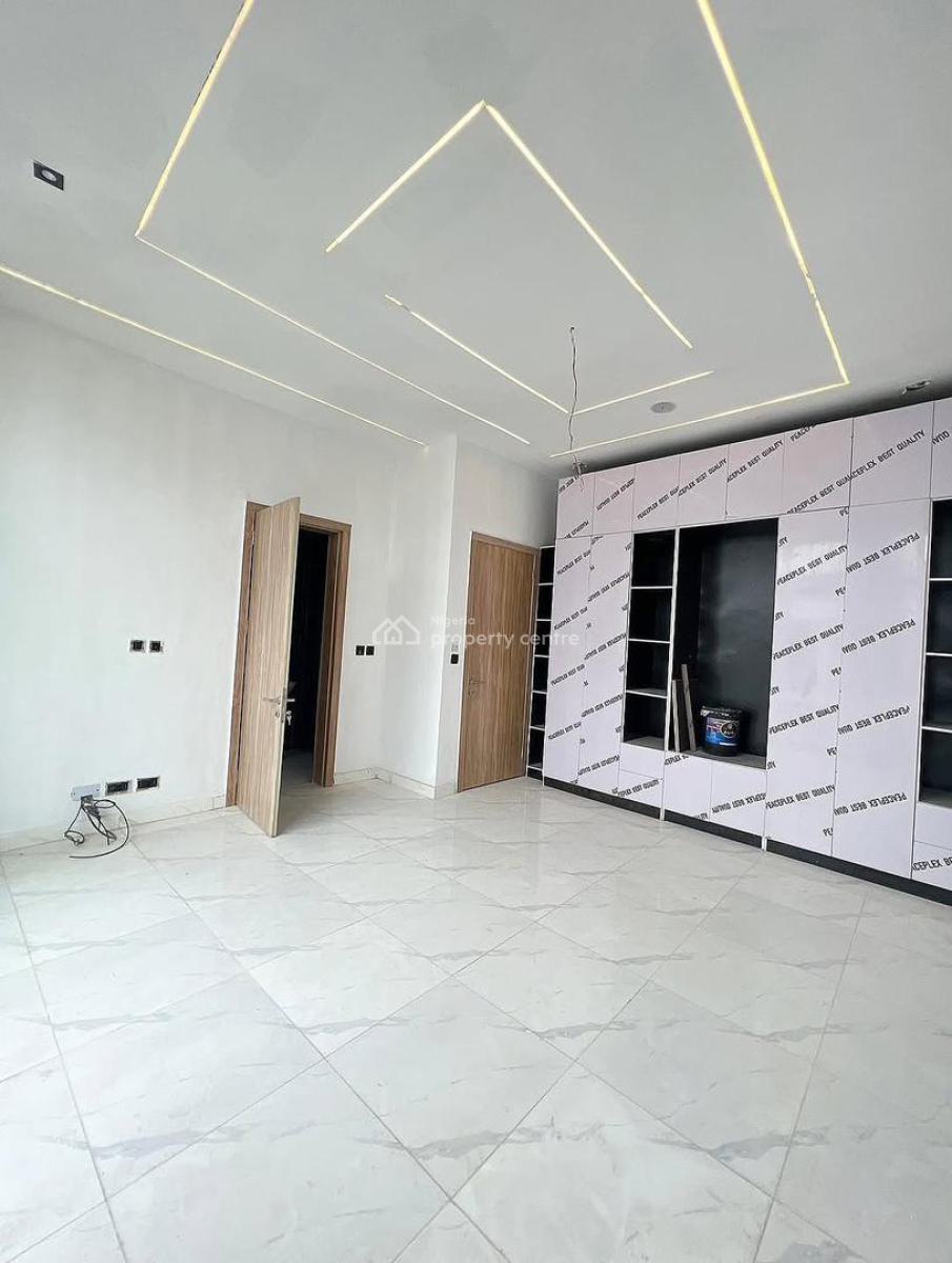 4 Bedroom Terrace Duplex with Personal Compound Space, Ikota, Lekki, Lagos, Terraced Duplex for Sale