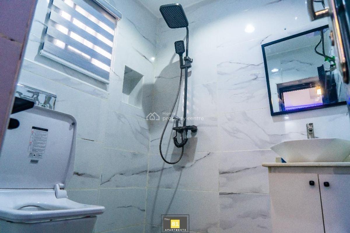 Newly Listed Luxury 2 Bedroom Apartment, Yaba, Lagos, Flat / Apartment Short Let
