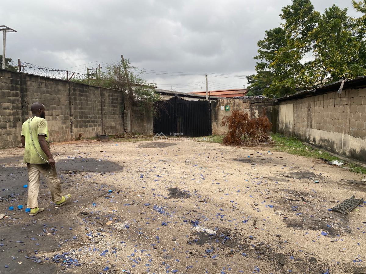 800 Sqm Bare Land, Oregun, Ikeja, Lagos, Commercial Land for Rent