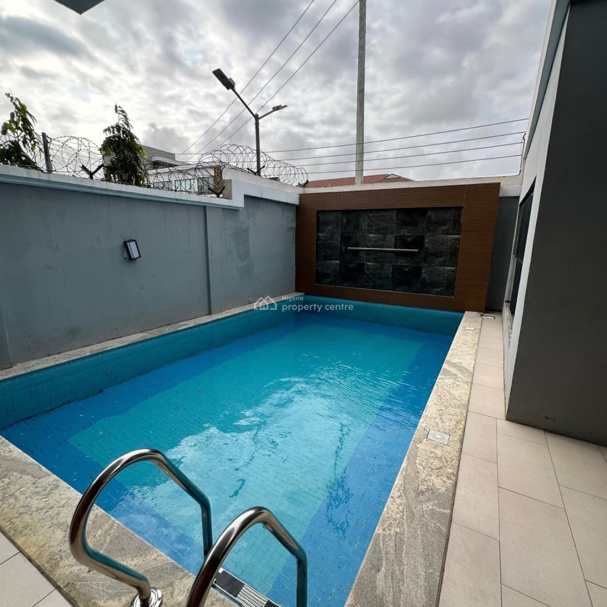 3 Bedrooms & Bq, Lekki Phase 1, Lekki, Lagos, Flat / Apartment for Rent