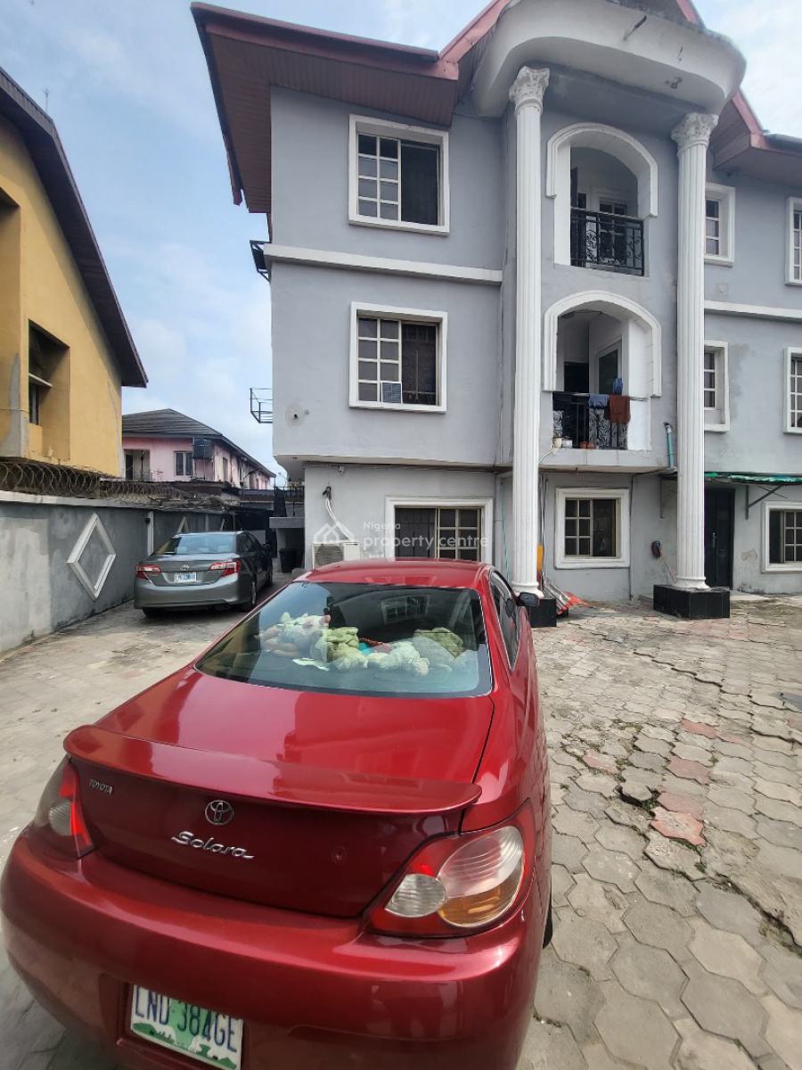 One Bedroom Apartment with a Standard Furnished Kitchen, Lekki Phase 1, Lekki, Lagos, Mini Flat (room and Parlour) for Rent