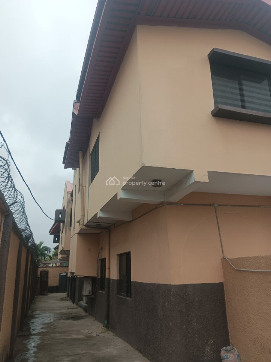 4 Bedroom Semi-detached Duplex, Off Festac Access Road, Amuwo Odofin, Lagos, Semi-detached Duplex for Rent