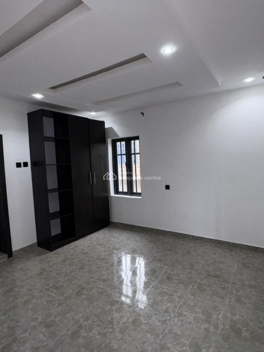 4bedrooms Duplex with Swimming Pool at Oluyole Estate, Ibadan, Purple Gate, Oluyole, Oyo, Detached Duplex for Sale