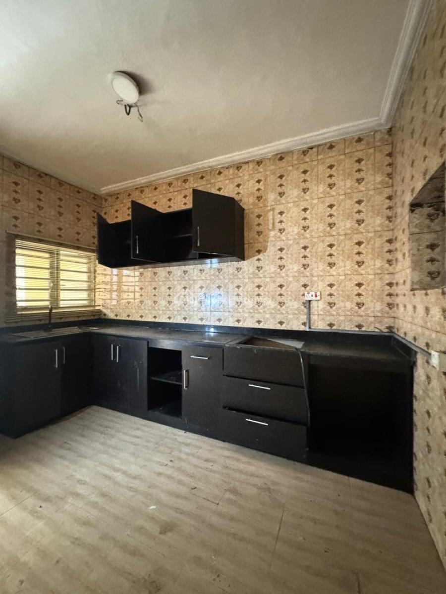 3-bedroom Apartment, Lekki Phase 1, Lekki, Lagos, Flat / Apartment for Rent