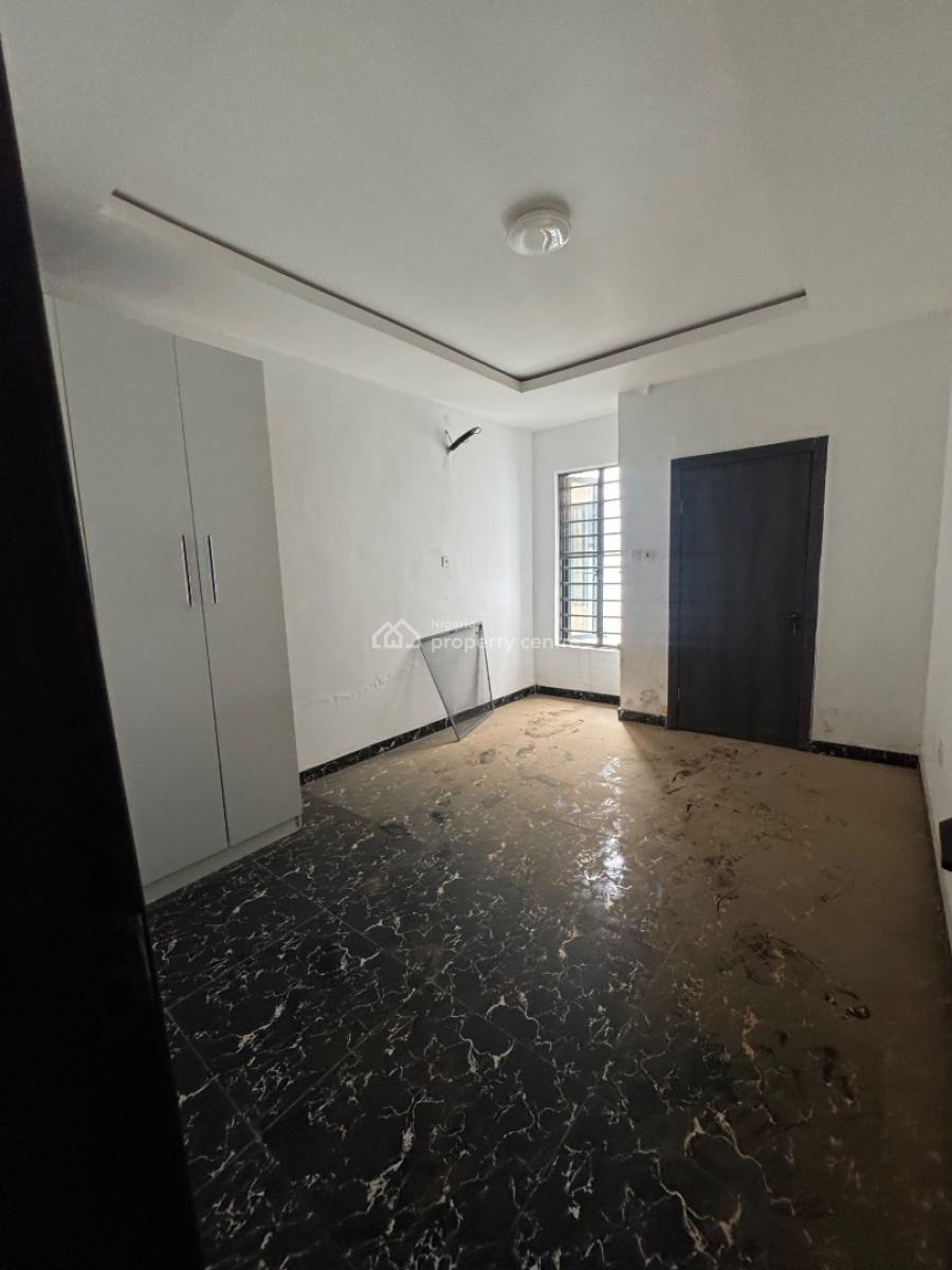 Newly Built Distress  4 Bedroom Duplex Terrace with Pool Gym, Orchid Road Lekki, Lekki, Lagos, Terraced Duplex for Sale