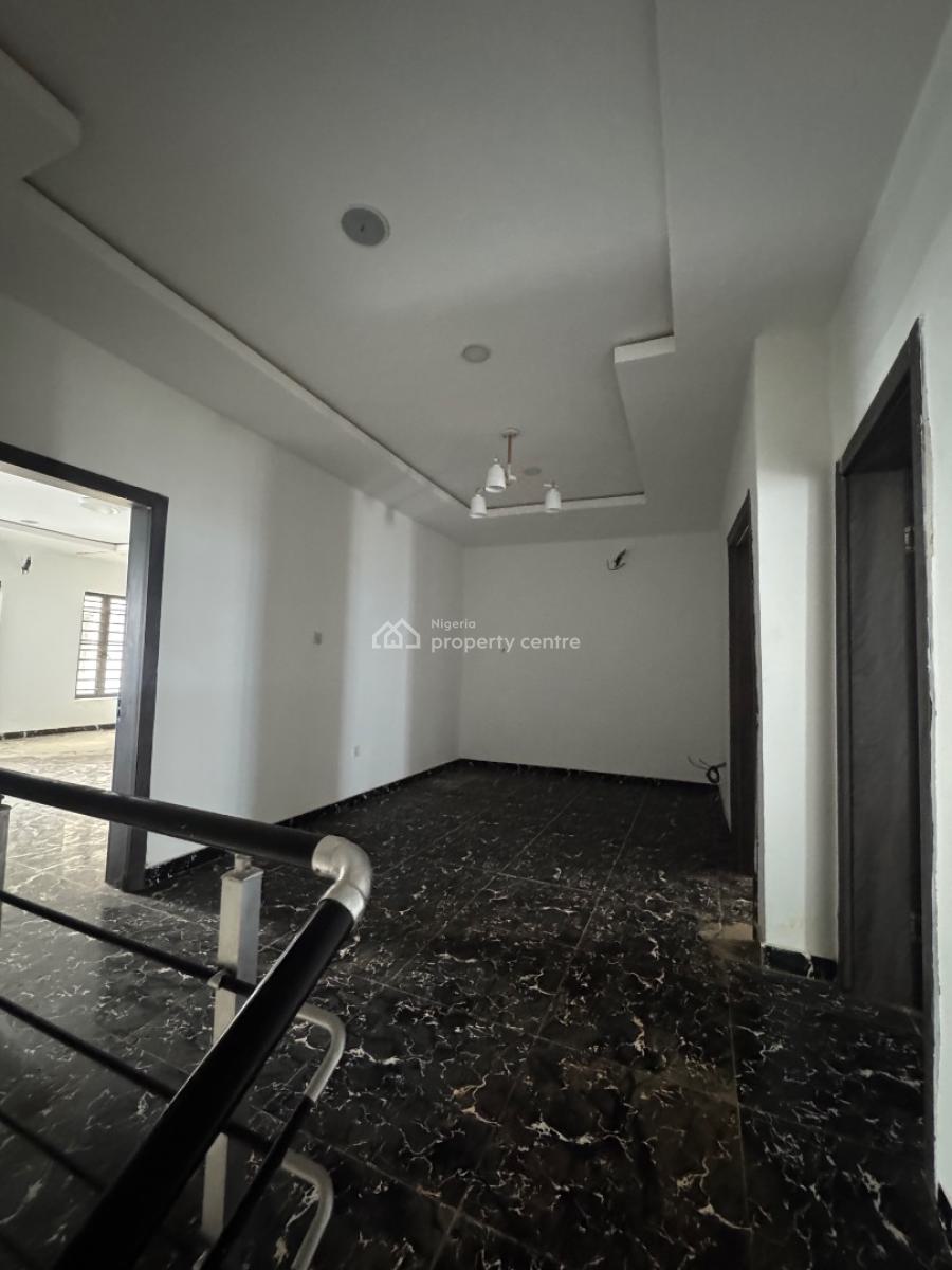 Newly Built Distress  4 Bedroom Duplex Terrace with Pool Gym, Orchid Road Lekki, Lekki, Lagos, Terraced Duplex for Sale