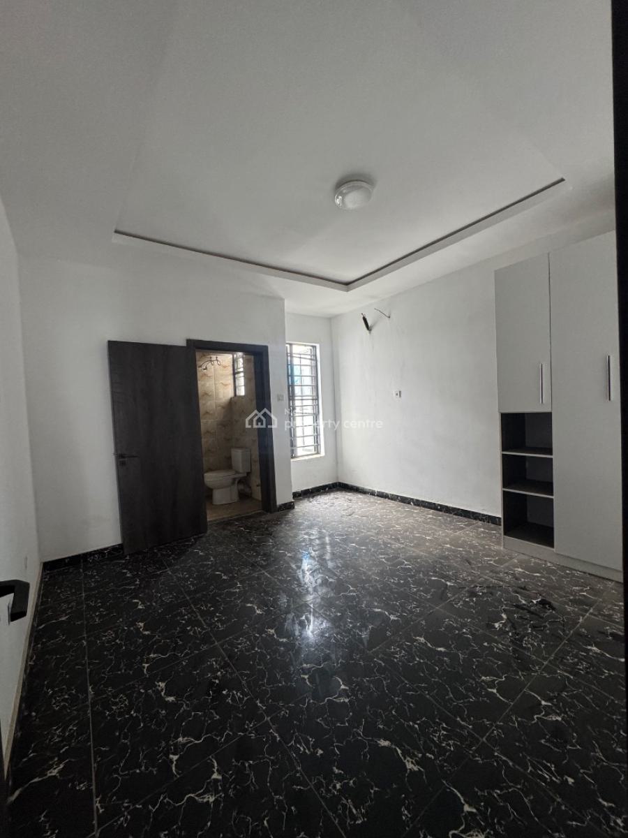 Newly Built Distress  4 Bedroom Duplex Terrace with Pool Gym, Orchid Road Lekki, Lekki, Lagos, Terraced Duplex for Sale