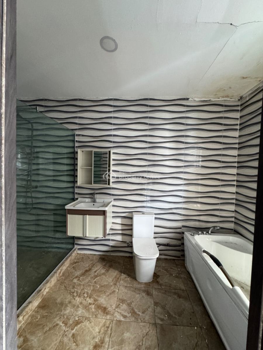 Newly Built Distress  4 Bedroom Duplex Terrace with Pool Gym, Orchid Road Lekki, Lekki, Lagos, Terraced Duplex for Sale