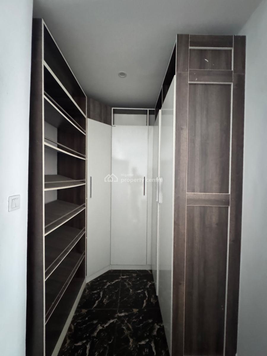 Newly Built Distress  4 Bedroom Duplex Terrace with Pool Gym, Orchid Road Lekki, Lekki, Lagos, Terraced Duplex for Sale