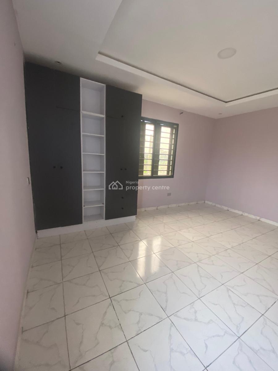 Luxurious Spacious Selfcontain at Lekki Phase 1, Close to Express at Lekki Phase 1, Lekki Phase 1, Lekki, Lagos, Self Contain (single Rooms) for Rent