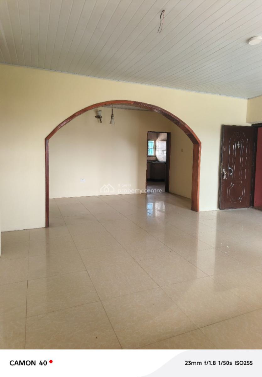 Spacious 3 Bedroom Flat Upstairs, Badore, Ajah, Lagos, Flat / Apartment for Rent