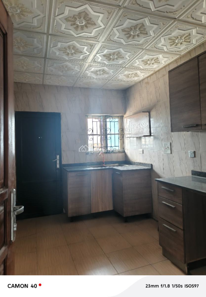 Spacious 3 Bedroom Flat Upstairs, Badore, Ajah, Lagos, Flat / Apartment for Rent
