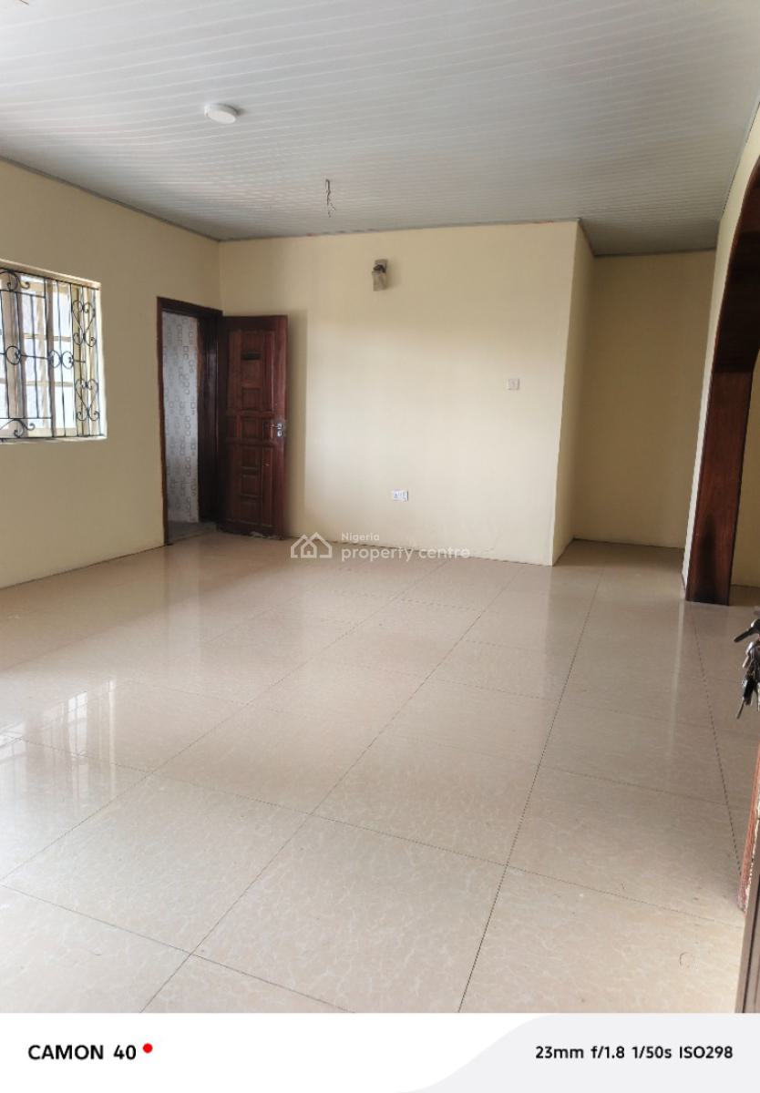 Spacious 3 Bedroom Flat Upstairs, Badore, Ajah, Lagos, Flat / Apartment for Rent