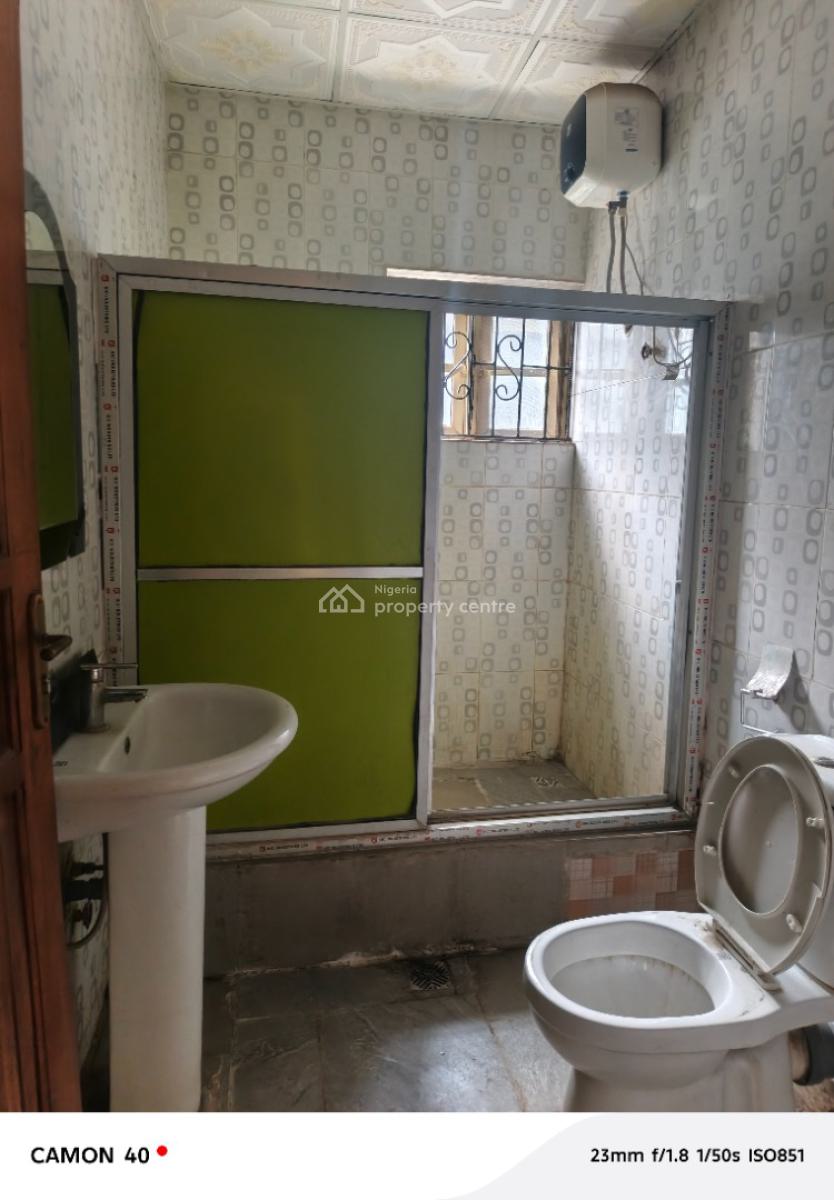 Spacious 3 Bedroom Flat Upstairs, Badore, Ajah, Lagos, Flat / Apartment for Rent