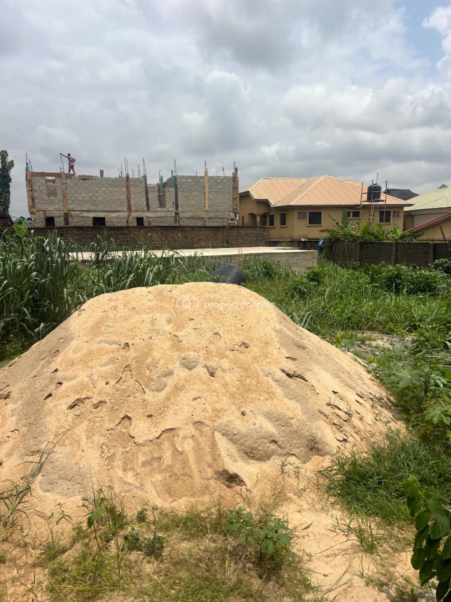 a Dry Bare Land Measuring 874.279sqm with a Demolishable Structure, Gra Phase 1, Magodo, Lagos, Residential Land for Sale