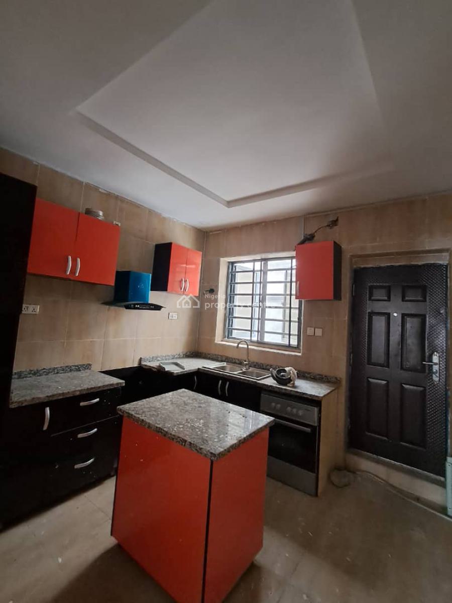 Fully Serviced 3bedroom Duplex with Bq, Ologolo, Lekki, Lagos, Terraced Duplex for Rent