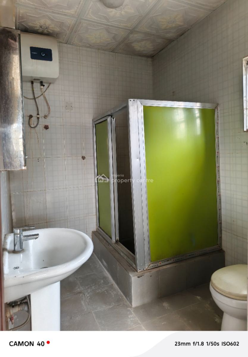 Spacious 3 Bedroom Flat, Badore, Ajah, Lagos, Flat / Apartment for Rent