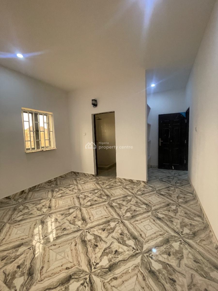Tastefully Finished 2 Bedroom Bungalow, Tpumpy, Lugbe District, Abuja, House for Rent