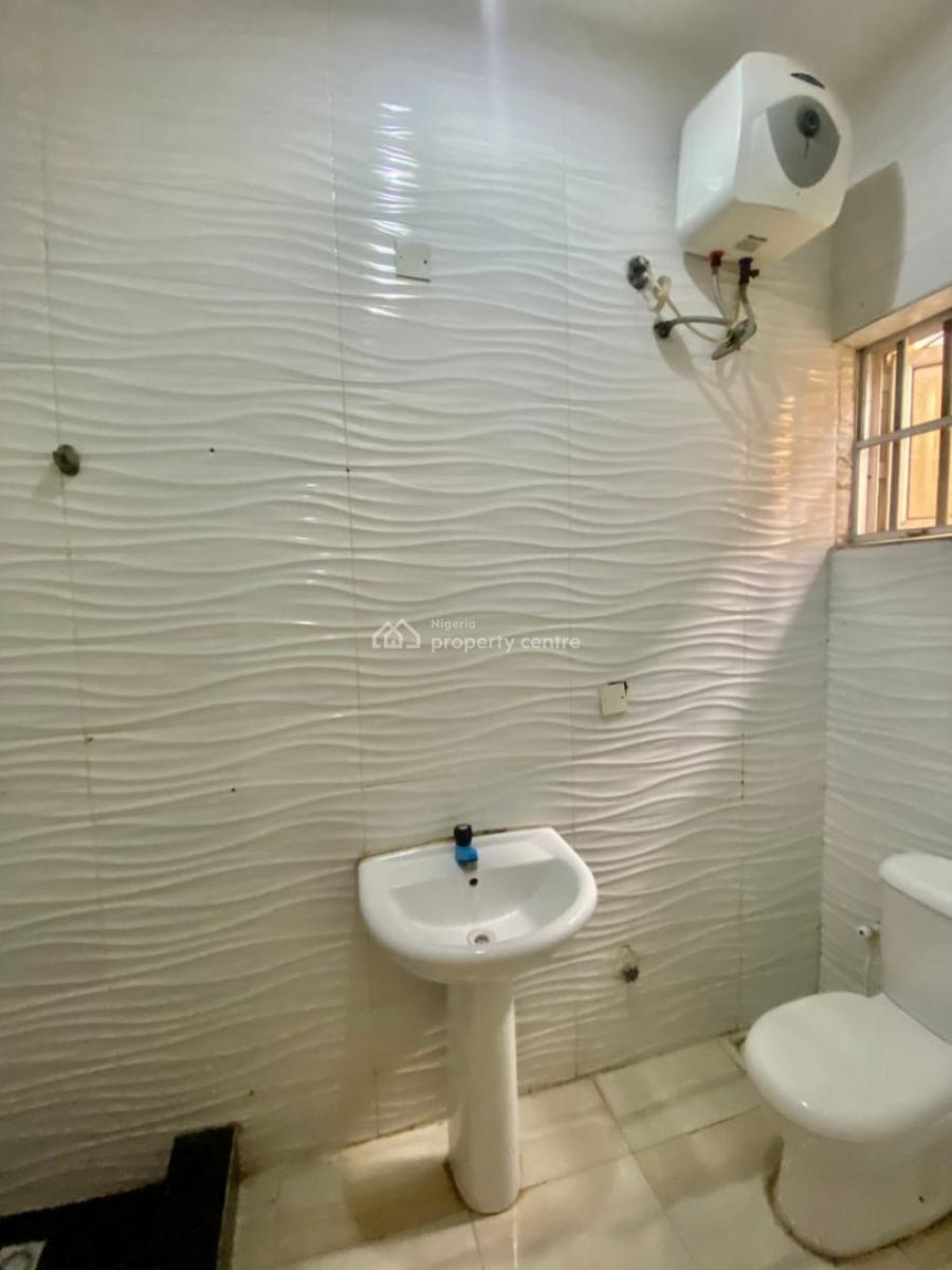 Very Spacious Exquisite 4 Bedroom Semi Detached Duplex, Chevron Drive, Lekki, Lagos, Semi-detached Duplex for Rent