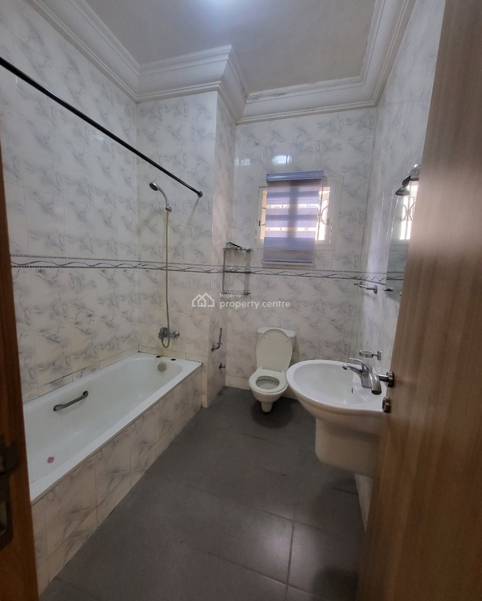 Luxurious Massive Luxurious 3bedroom with Bq, Near Legislative Quarters, Durumi, Abuja, Flat / Apartment for Rent