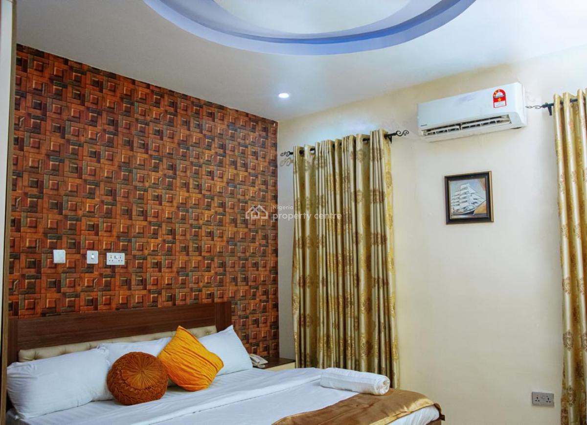 Tastefully Furnished 3 Bedroom Apartment, Ikeja Gra, Ikeja, Lagos, Flat / Apartment Short Let