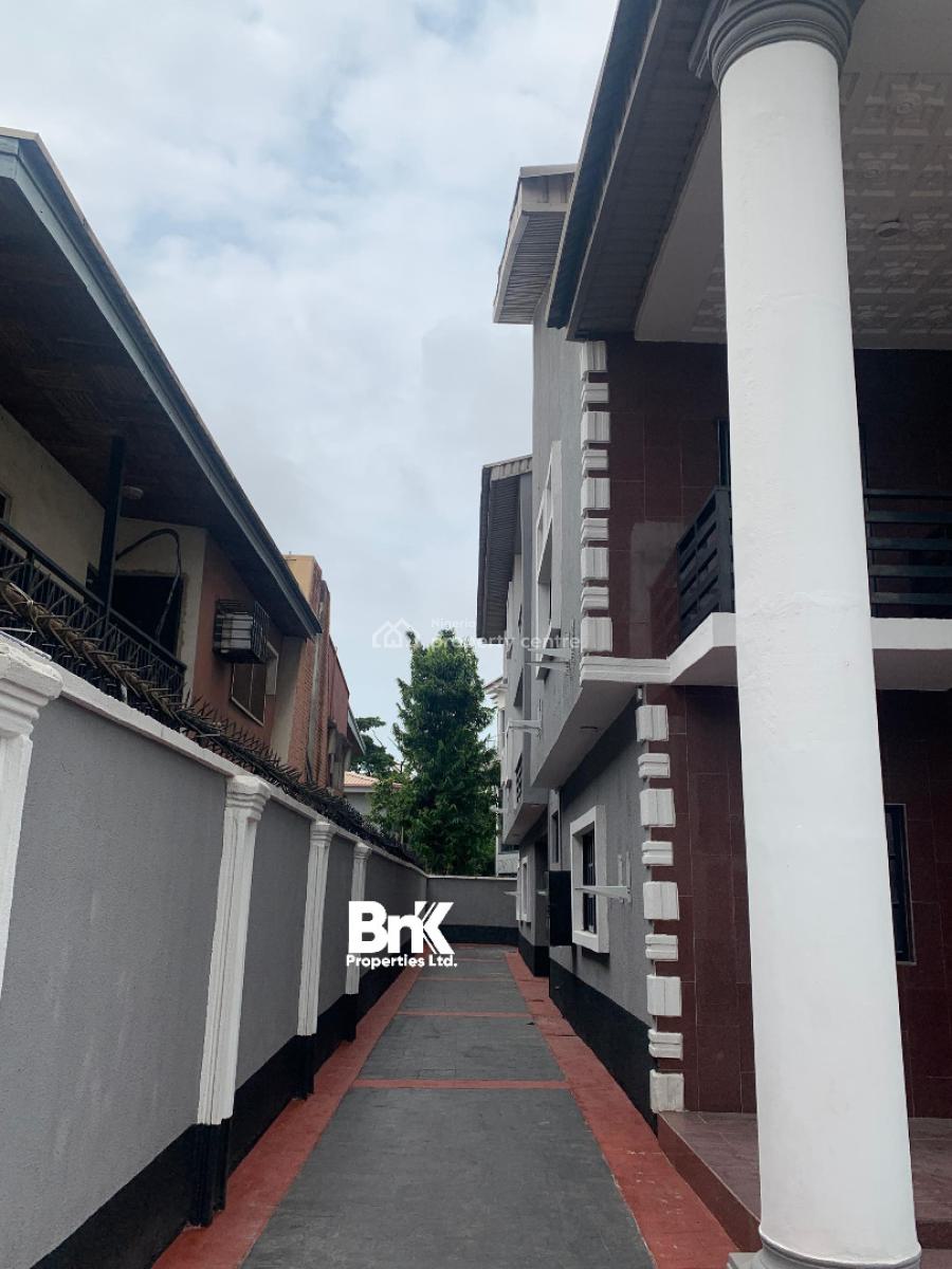 6 Bedroom Semi Detached Townhouse Available, Lekki Phase 1, Lekki, Lagos, Semi-detached Duplex for Rent
