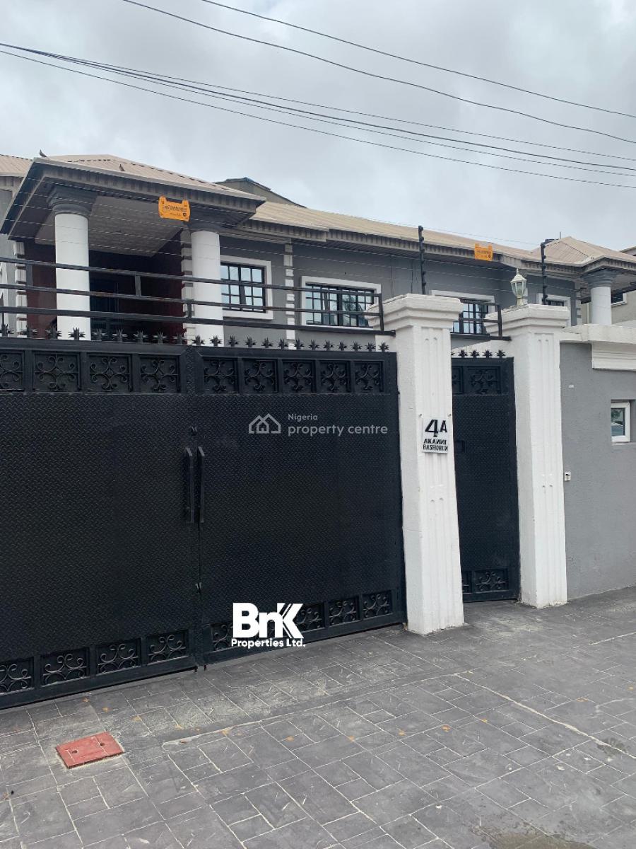 6 Bedroom Semi Detached Townhouse Available, Lekki Phase 1, Lekki, Lagos, Semi-detached Duplex for Rent
