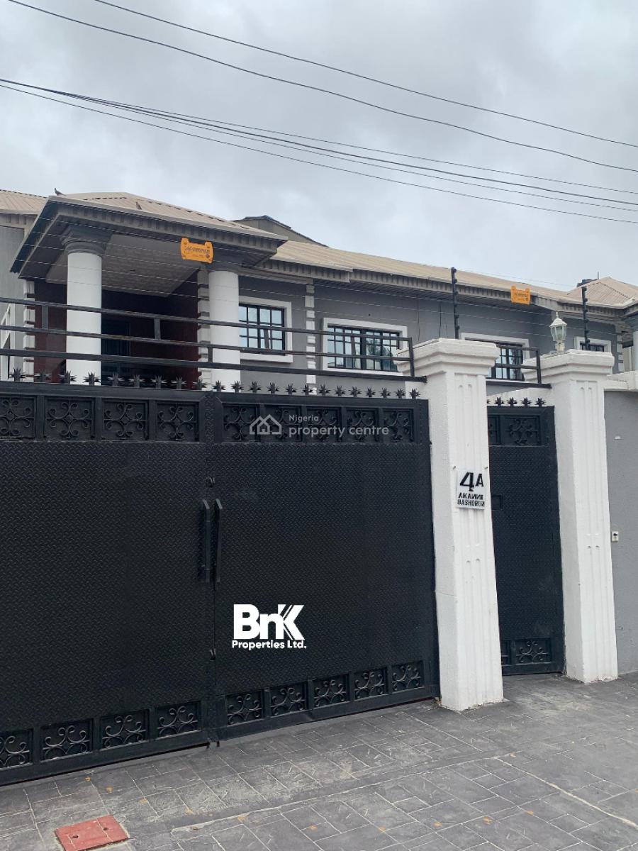 6 Bedroom Semi Detached Townhouse Available, Lekki Phase 1, Lekki, Lagos, Semi-detached Duplex for Rent