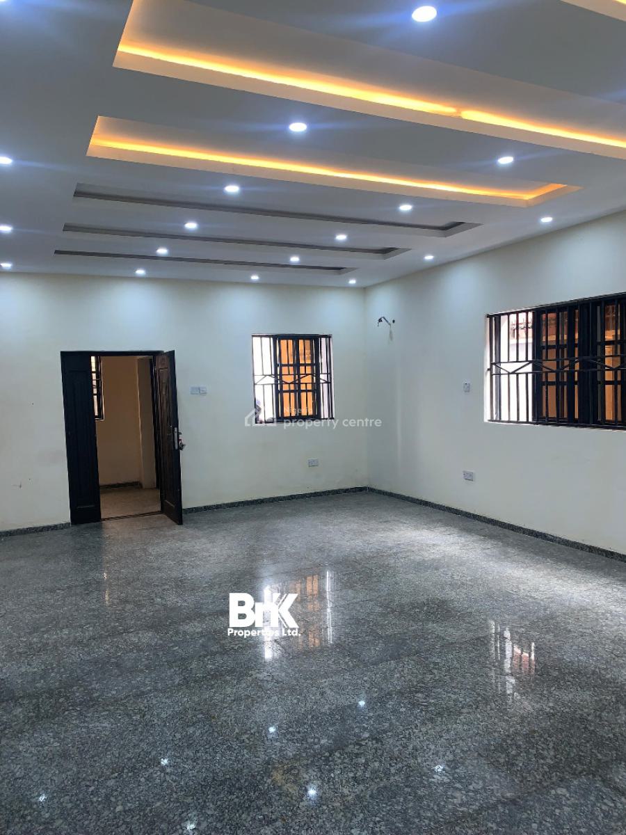 6 Bedroom Semi Detached Townhouse Available, Lekki Phase 1, Lekki, Lagos, Semi-detached Duplex for Rent