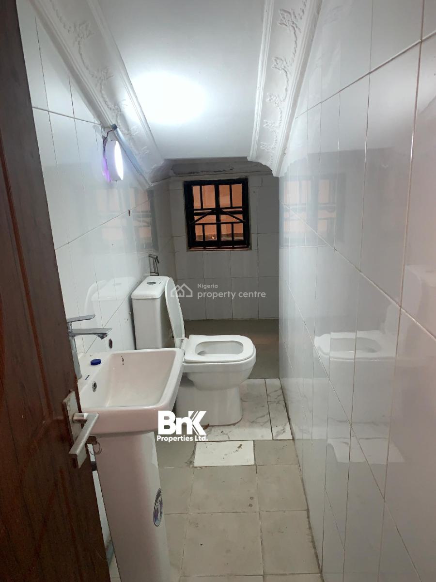 6 Bedroom Semi Detached Townhouse Available, Lekki Phase 1, Lekki, Lagos, Semi-detached Duplex for Rent