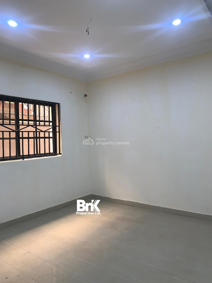 6 Bedroom Semi Detached Townhouse Available, Lekki Phase 1, Lekki, Lagos, Semi-detached Duplex for Rent