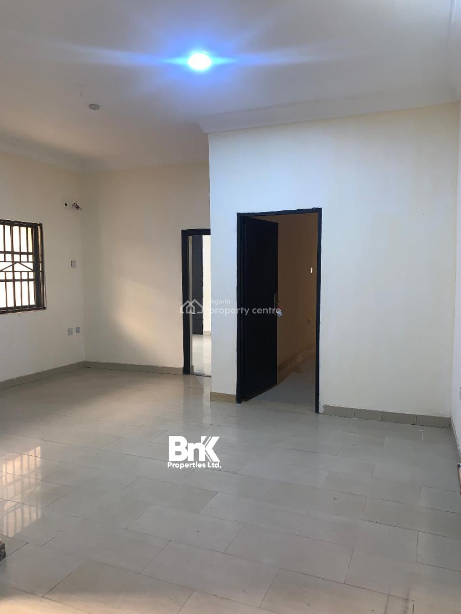 6 Bedroom Semi Detached Townhouse Available, Lekki Phase 1, Lekki, Lagos, Semi-detached Duplex for Rent