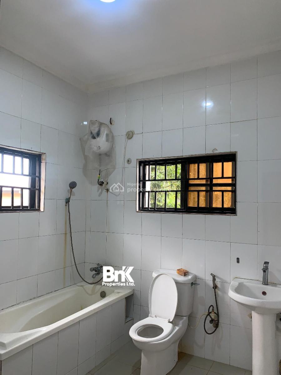6 Bedroom Semi Detached Townhouse Available, Lekki Phase 1, Lekki, Lagos, Semi-detached Duplex for Rent