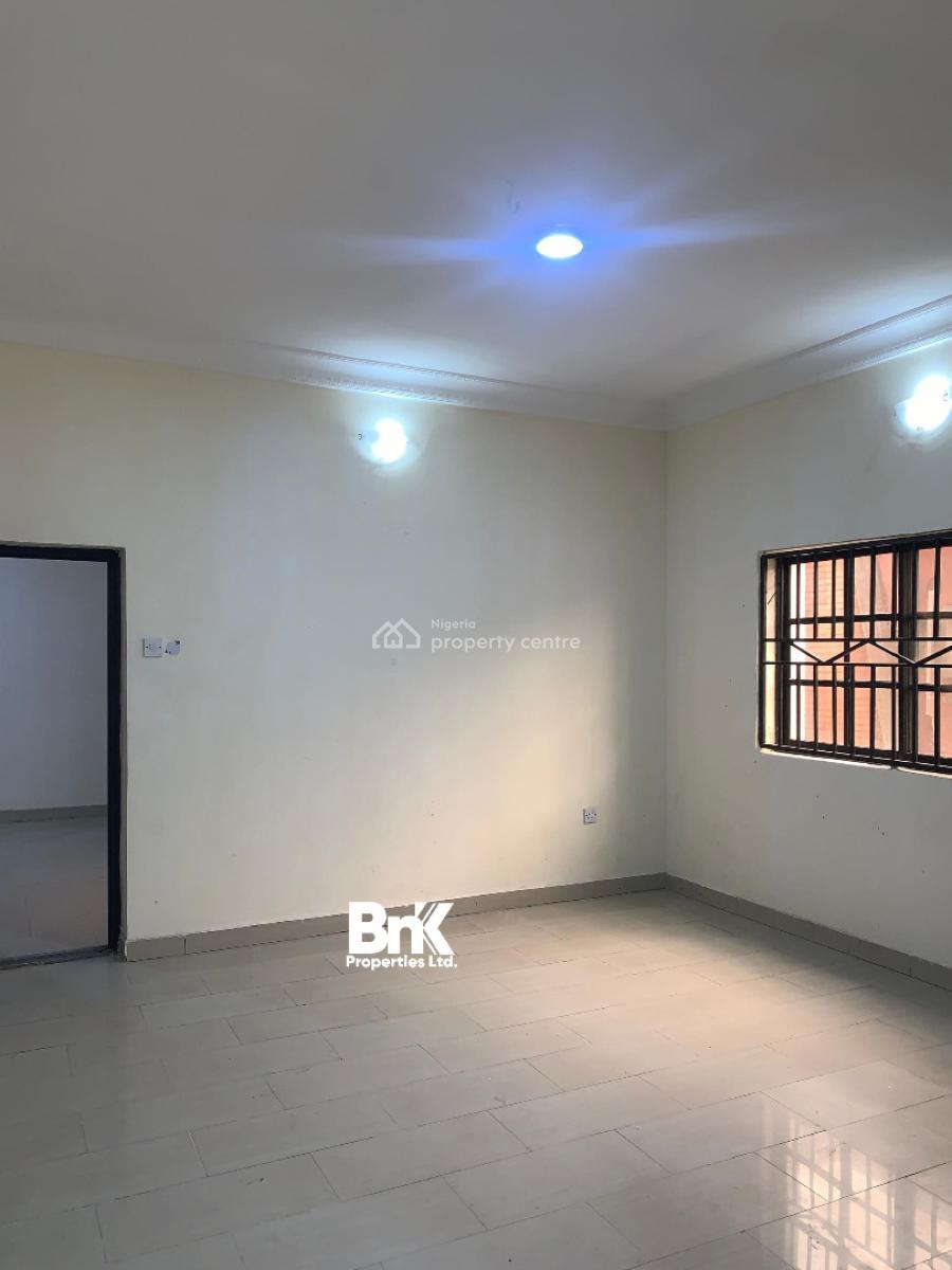 6 Bedroom Semi Detached Townhouse Available, Lekki Phase 1, Lekki, Lagos, Semi-detached Duplex for Rent