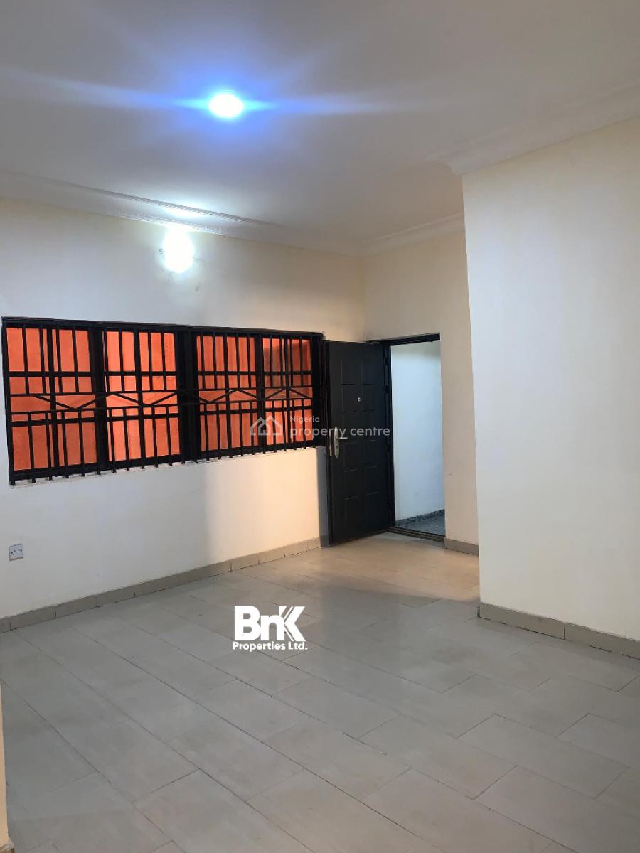 6 Bedroom Semi Detached Townhouse Available, Lekki Phase 1, Lekki, Lagos, Semi-detached Duplex for Rent