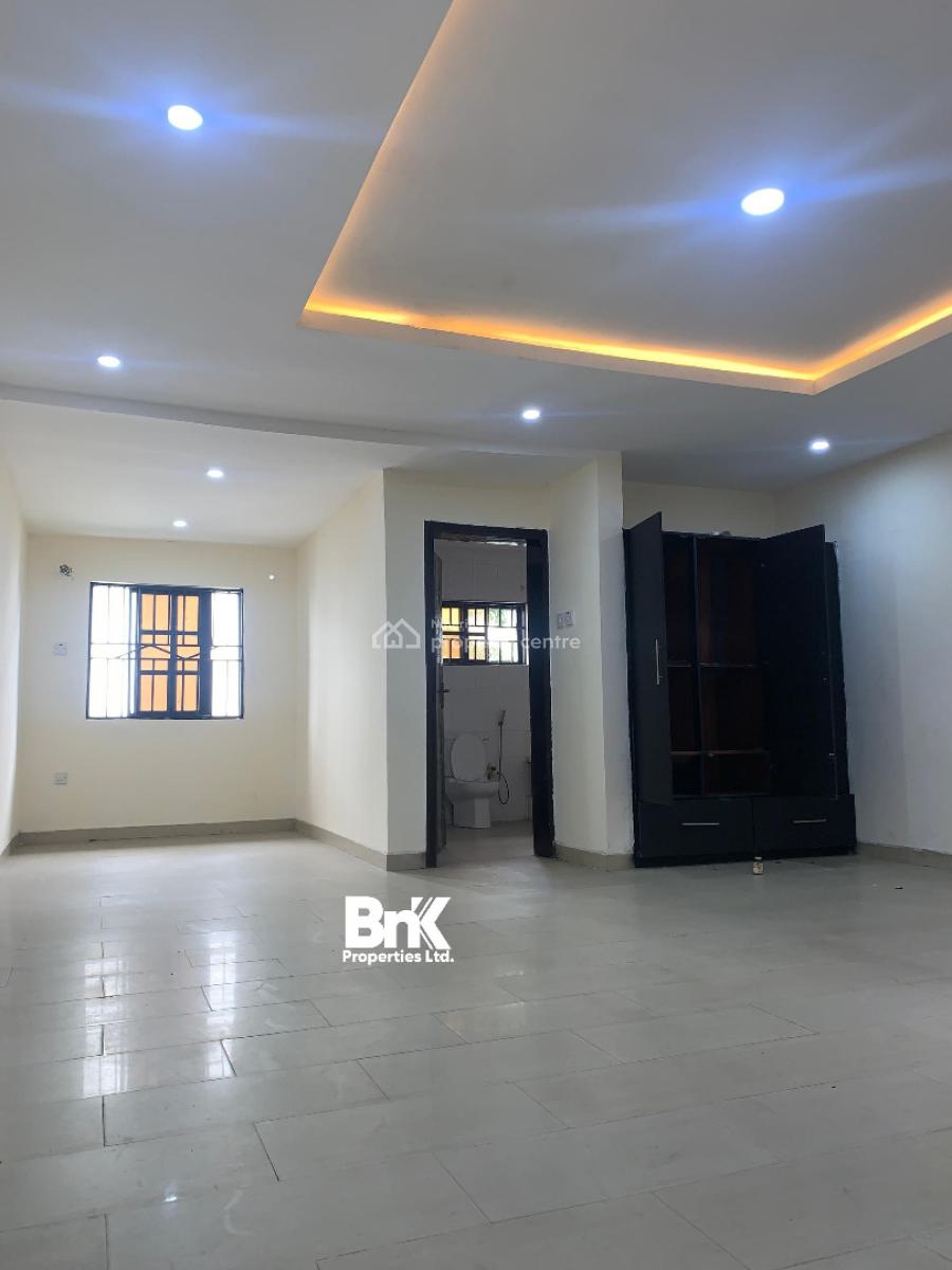 6 Bedroom Semi Detached Townhouse Available, Lekki Phase 1, Lekki, Lagos, Semi-detached Duplex for Rent
