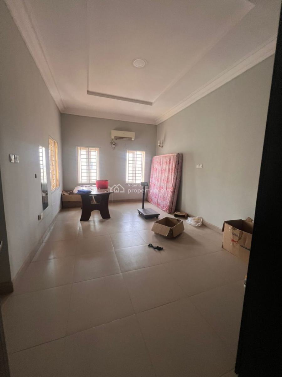 Beautiful and Massive 3 Bedroom Apartment, Mabushi, Abuja, Flat / Apartment for Rent