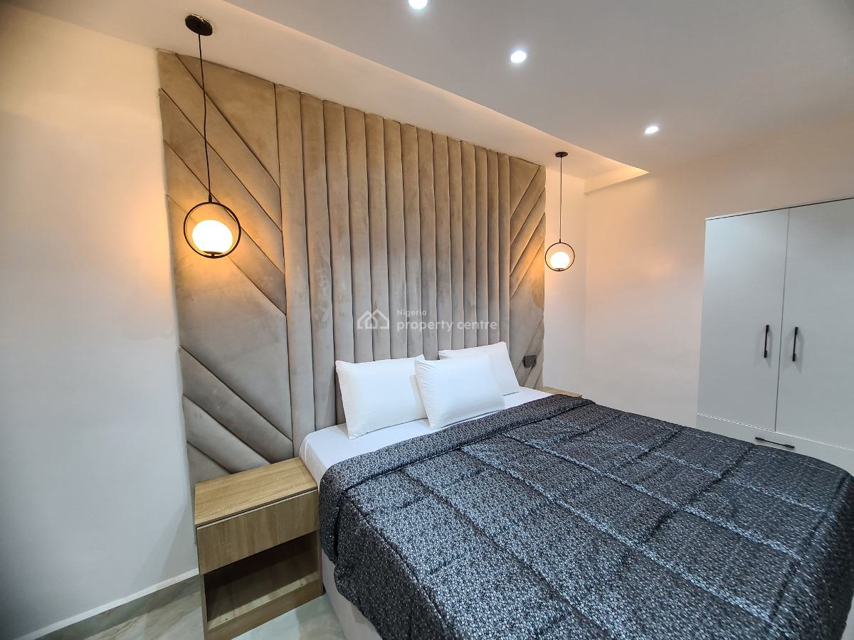 Luxury and Exquisite 2 Bedroom Apartment, Onike, Yaba, Lagos, Flat / Apartment Short Let