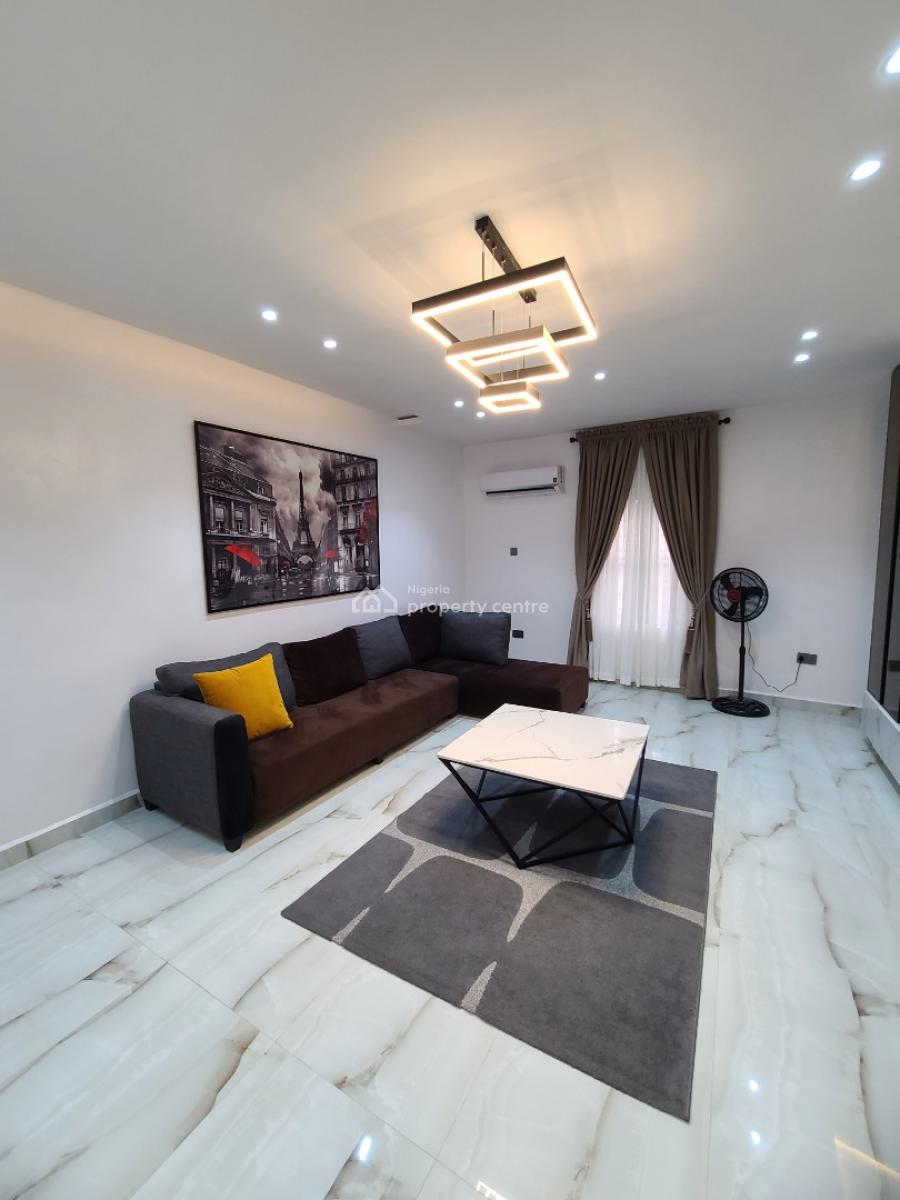 Luxury and Exquisite 2 Bedroom Apartment, Onike, Yaba, Lagos, Flat / Apartment Short Let