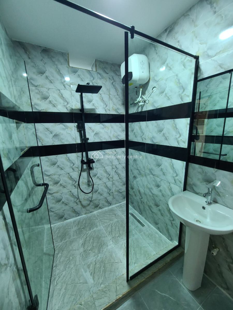 Luxury and Exquisite 2 Bedroom Apartment, Onike, Yaba, Lagos, Flat / Apartment Short Let