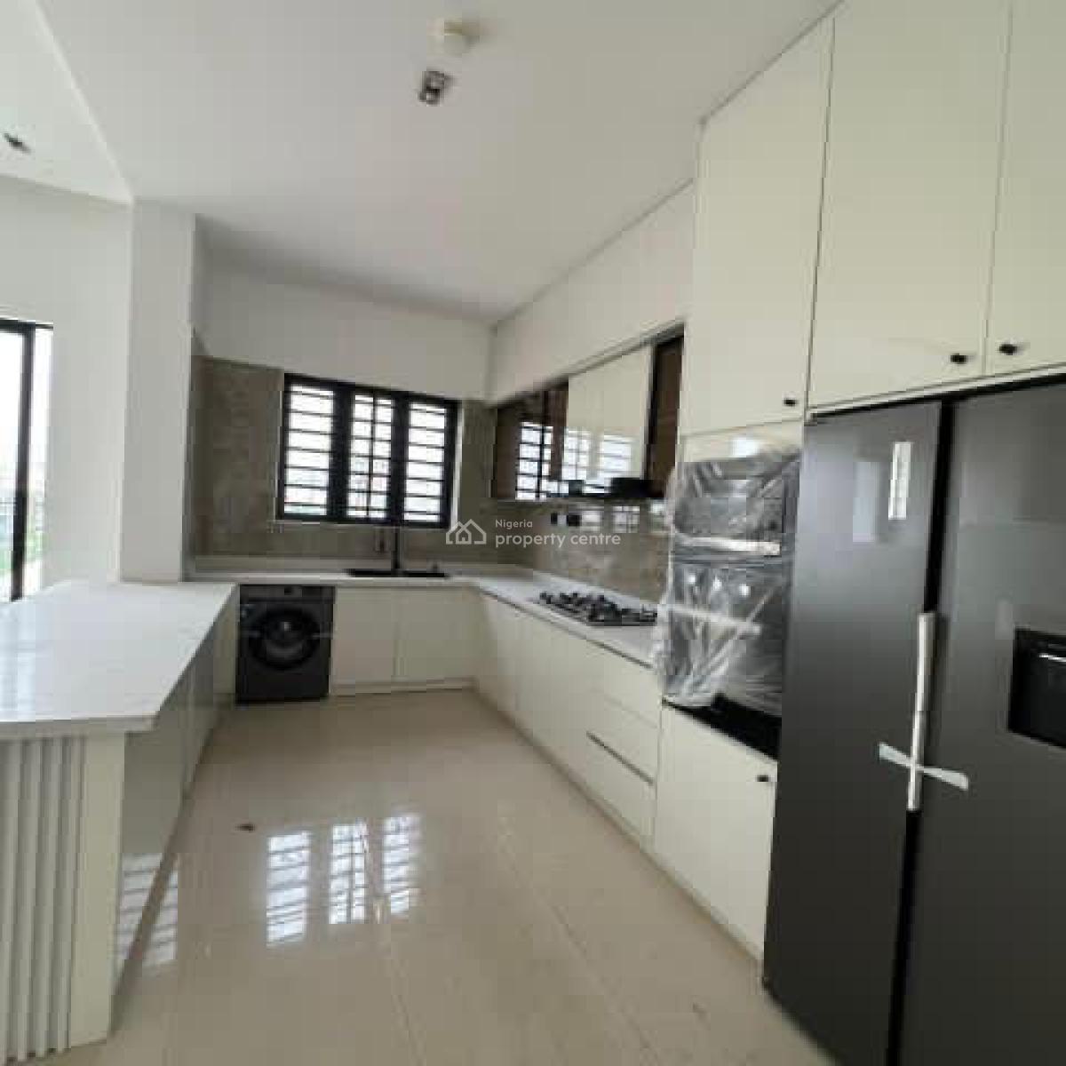 Luxury 3 Bedroom Flat, Lekki Phase 1, Lekki, Lagos, House for Rent