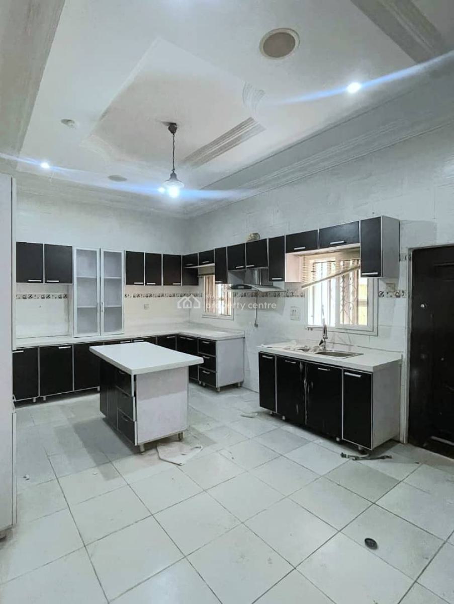 Contemporary 5 Bedroom Fully Detached Duplex with Bq, Lekki Phase 1, Lekki, Lagos, Detached Duplex for Rent
